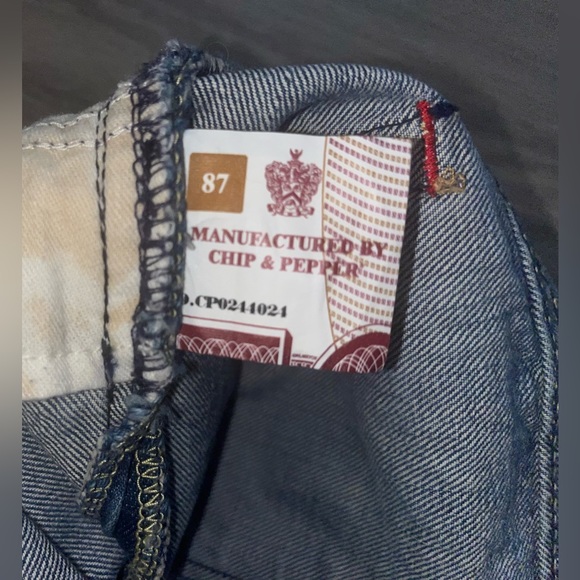 Chip & Pepper Vintage Distressed Denim skirt Size 26 (4) - Picture 3 of 7